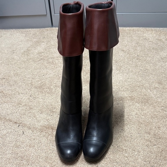 CHANEL 2020 Runway Two Tone Leather Musketeer Western Foldover Tall Boots Heels - Picture 3 of 6